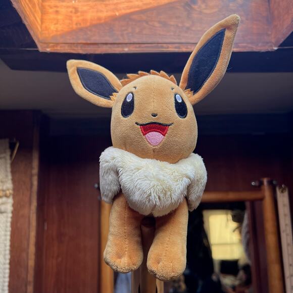 Pokemon Eevee Plush 9" 2021 Nintendo Collectible Soft Toy Kawaii Gift - Picture 1 of 6